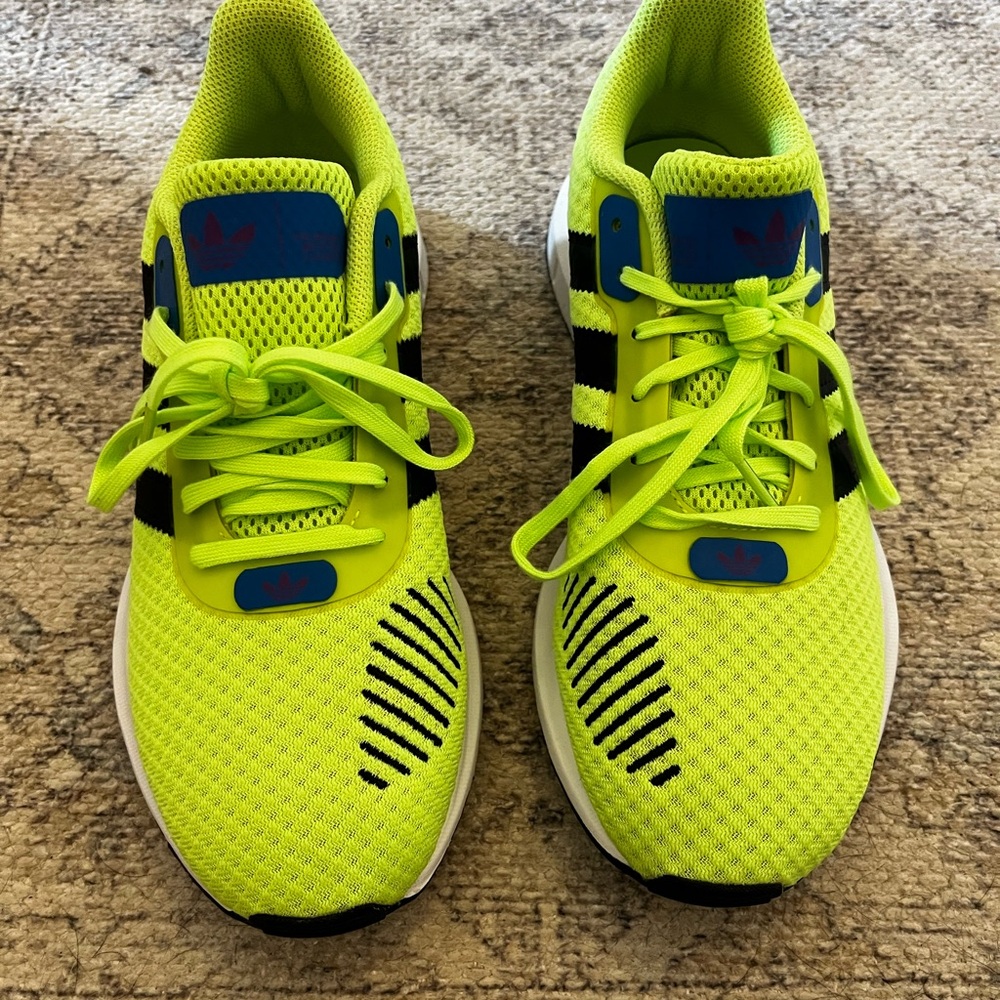 Adidas swift womens 8 running shoe, neon yellow
